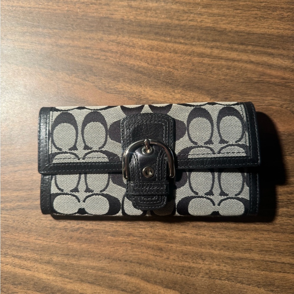 NWT Vintage Coach Signature Collection Tri-Fold Wallet